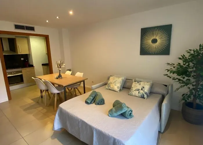 Apartmán Tokyo - Modern With Parking & Swimming Pool Lloret de Mar