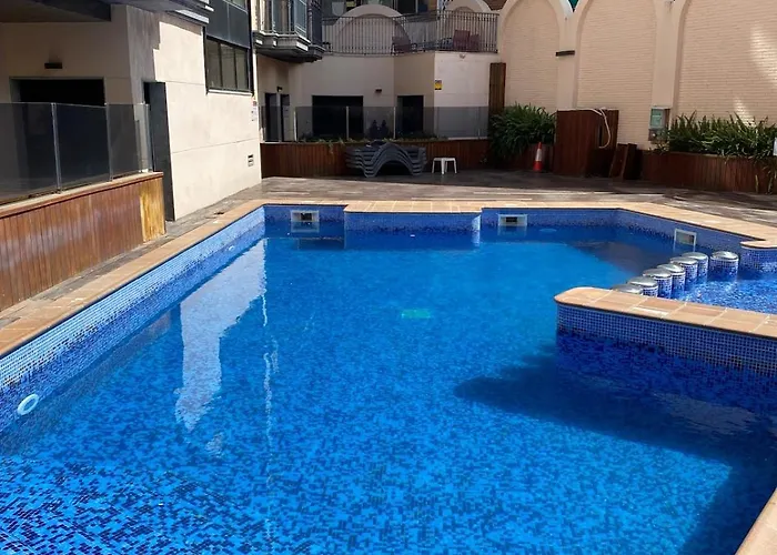 Apartmán Tokyo - Modern With Parking & Swimming Pool Lloret de Mar