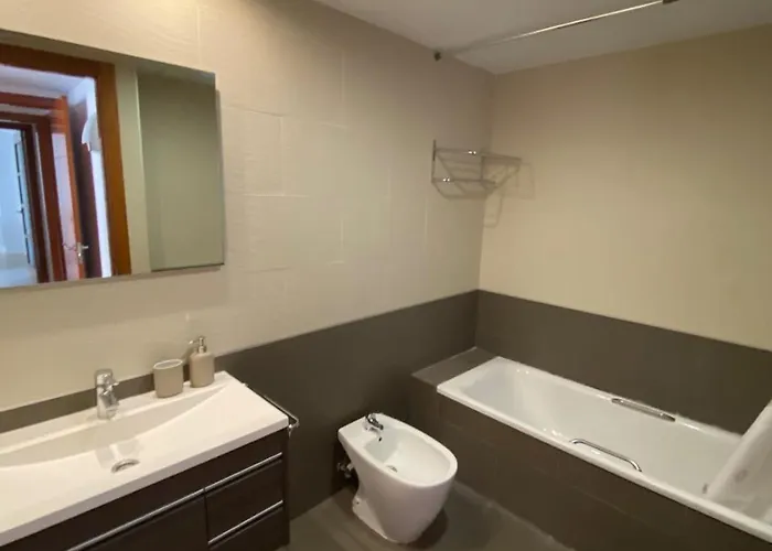 Apartmán Tokyo - Modern With Parking & Swimming Pool