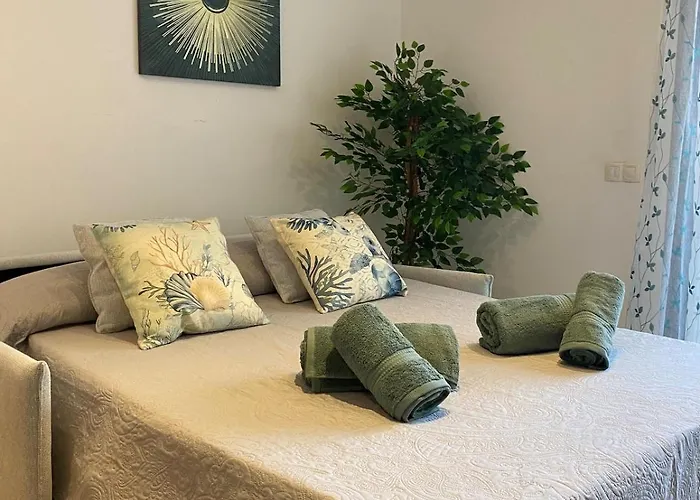 Apartmán Tokyo - Modern With Parking & Swimming Pool